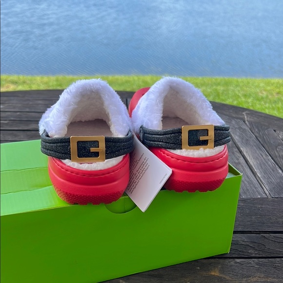 CROCS Red and White Cozy Slippers kids multiple size kids12,13, youth1,2,4 - Picture 2 of 5